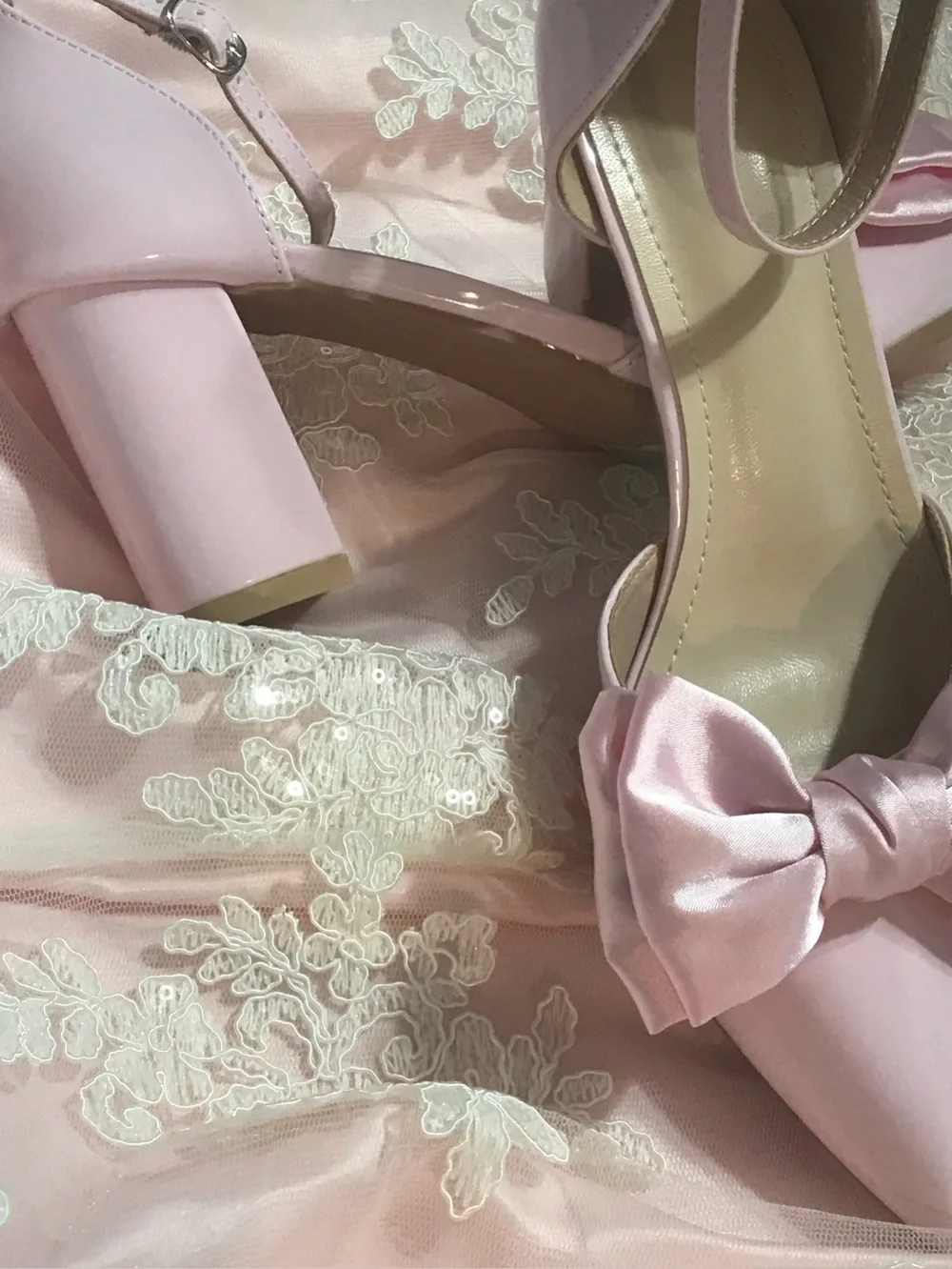 Women's Pink Bow Pointed Toe Block Heel Pumps